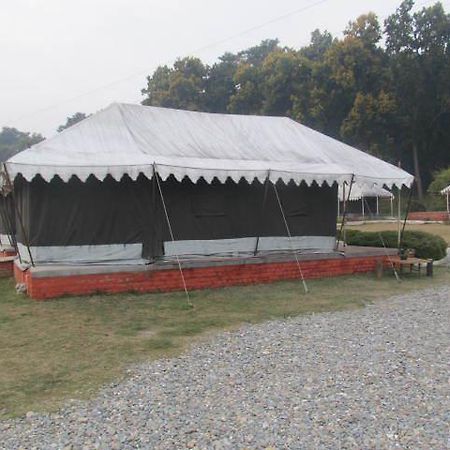 Derra Camp And Resort Jhajra Екстер'єр фото